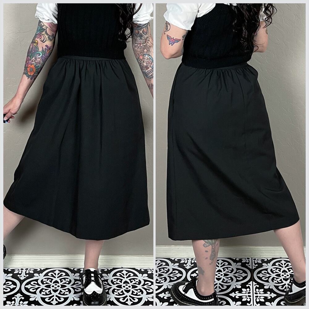 Vintage 1970s Black High Waisted A-Line Midi Skirt With Pockets - Picture 4 of 7